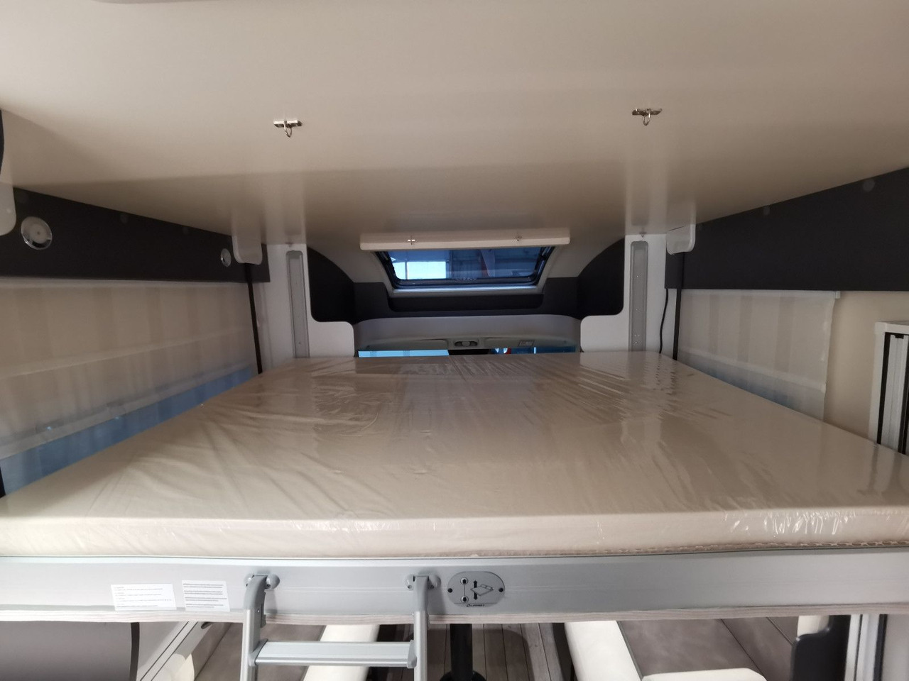 Ημιενιαίο αυτοκινούμενο Forster T 699 LF /-MODELL 2025- / XXL- HUBBETT & RAUMBAD: φωτογραφία 21