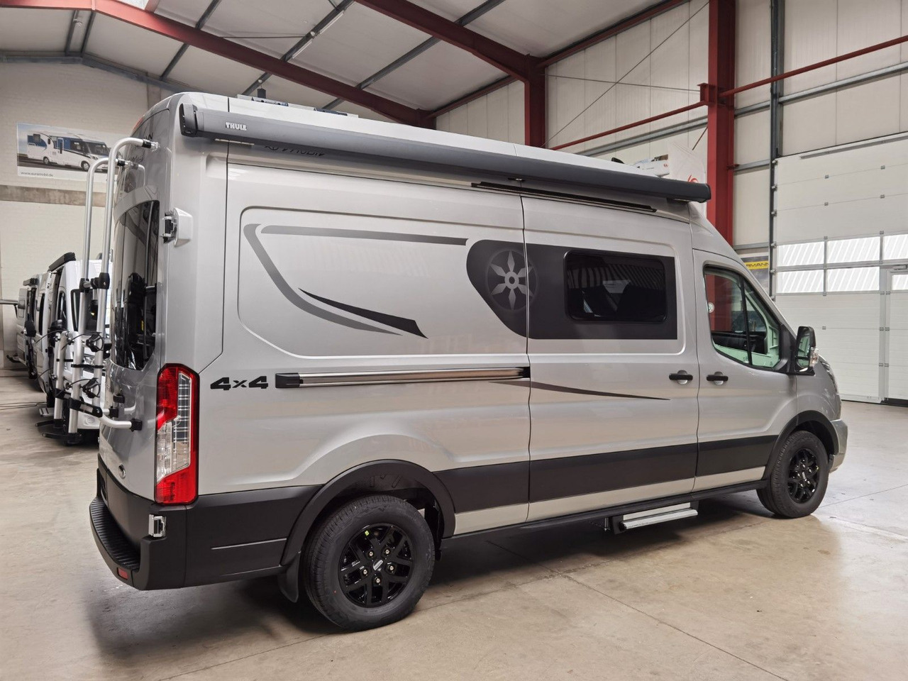 Karmann DEXTER 560 / 170PS - 4x4 / SOLAR & MARKISE & ALU - Αυτοκινούμενο βαν: φωτογραφία 4 Karmann DEXTER 560 / 170PS - 4x4 / SOLAR & MARKISE & ALU - Αυτοκινούμενο βαν: φωτογραφία 4