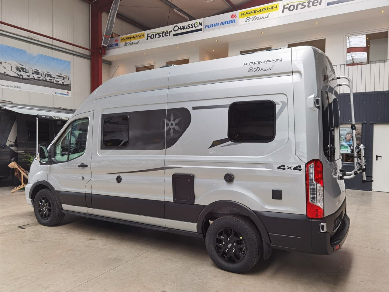 Karmann DEXTER 560 / 170PS - 4x4 / SOLAR & MARKISE & ALU - Αυτοκινούμενο βαν: φωτογραφία 5 Karmann DEXTER 560 / 170PS - 4x4 / SOLAR & MARKISE & ALU - Αυτοκινούμενο βαν: φωτογραφία 5