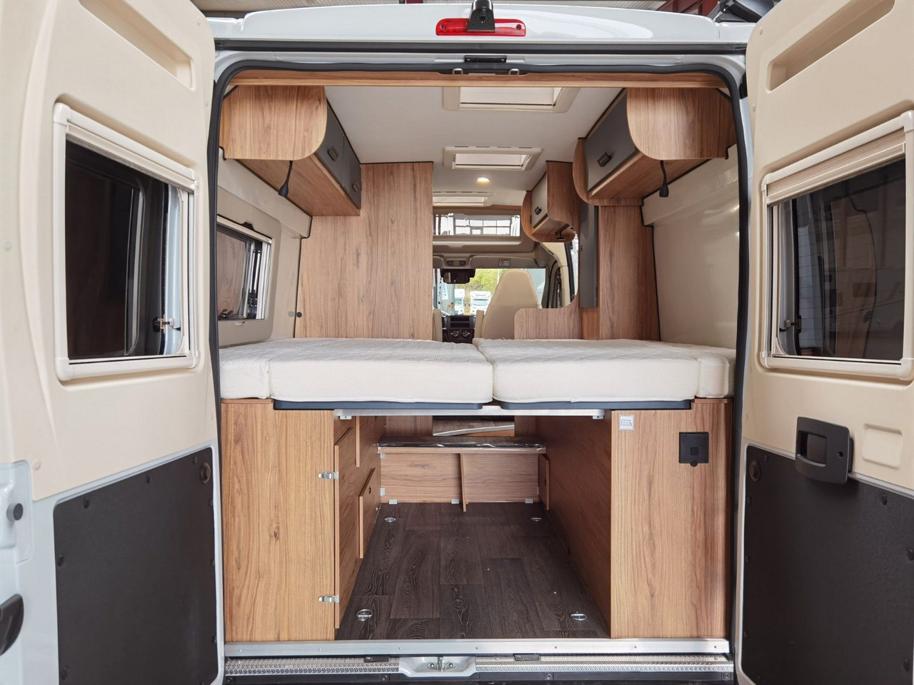 Αυτοκινούμενο βαν Karmann DEXTER 600 / -2026- /8G.AUTOMATIK / EINZELBETTEN: φωτογραφία 10 Αυτοκινούμενο βαν Karmann DEXTER 600 / -2026- /8G.AUTOMATIK / EINZELBETTEN: φωτογραφία 10