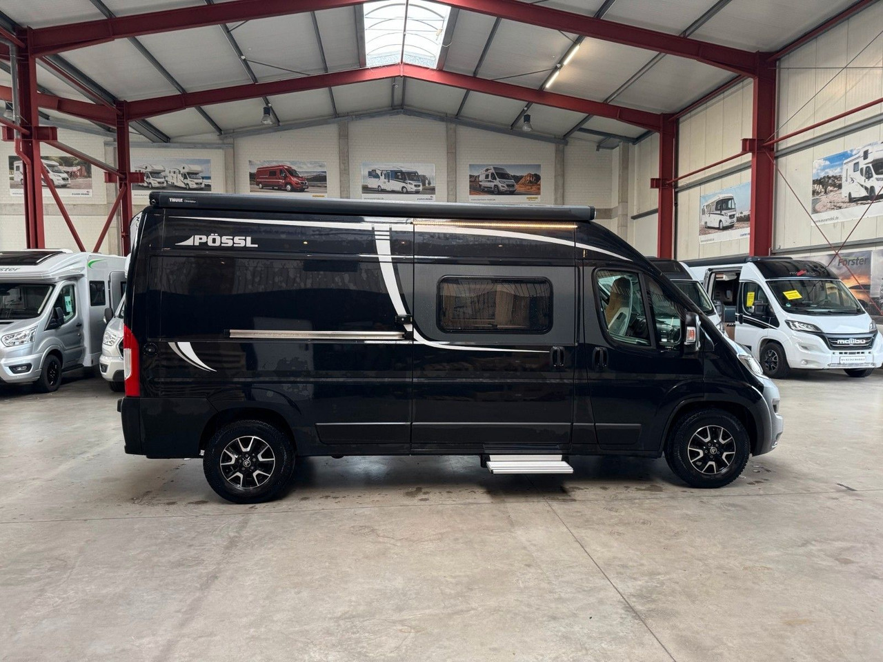 Pössl 2WIN R PLUS / 165PS / 1.HAND / AHK / NAVI / ALU. - Αυτοκινούμενο βαν: φωτογραφία 5 Pössl 2WIN R PLUS / 165PS / 1.HAND / AHK / NAVI / ALU. - Αυτοκινούμενο βαν: φωτογραφία 5