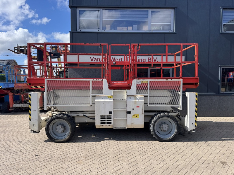 Genie GS 3390 RT Schaarhoogwerker / Scissor Lift / Arbeitsbuhne 12mtr werkhoogte 4x4 Deutz DIESEL 2013 - Ψαλιδωτό ανυψωτικό: φωτογραφία 1 Genie GS 3390 RT Schaarhoogwerker / Scissor Lift / Arbeitsbuhne 12mtr werkhoogte 4x4 Deutz DIESEL 2013 - Ψαλιδωτό ανυψωτικό: φωτογραφία 1