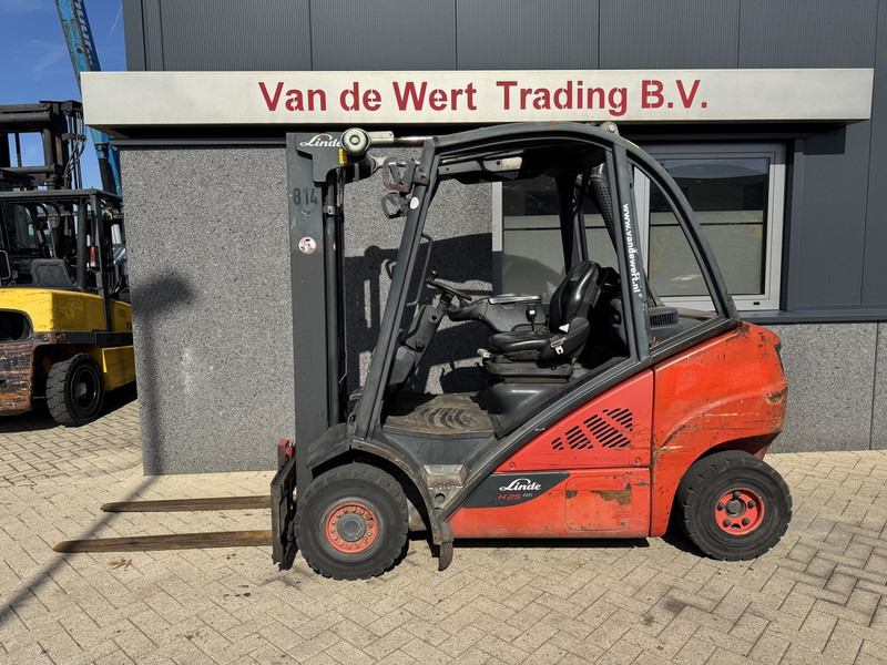 Linde H25D-02 Triplo 470 Freelift / Sideshift VW Diesel 2014 - Πετρελαιοκίνητο περονοφόρο: φωτογραφία 1 Linde H25D-02 Triplo 470 Freelift / Sideshift VW Diesel 2014 - Πετρελαιοκίνητο περονοφόρο: φωτογραφία 1