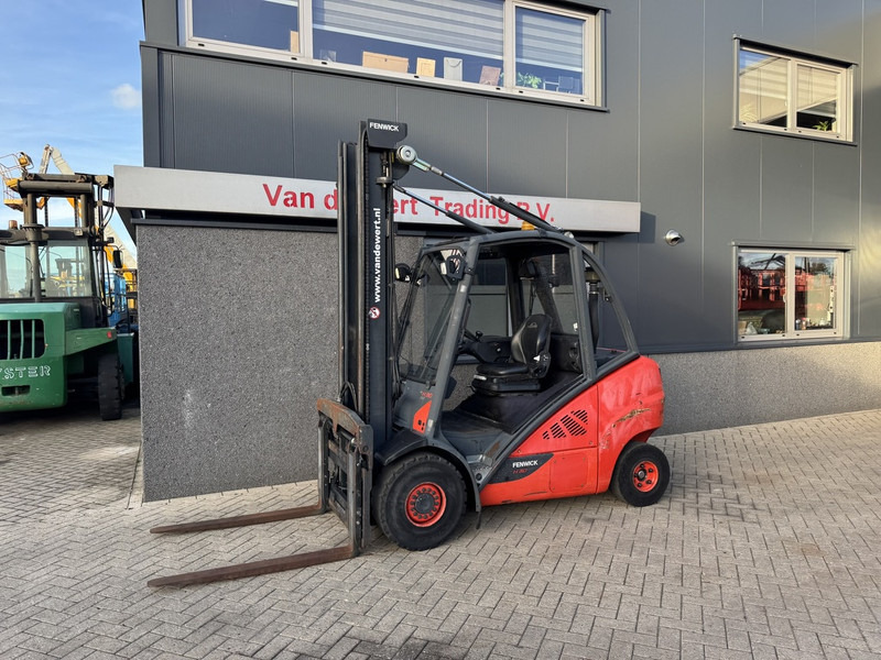 Linde H30D-02 Duplo 450 Sideshift / Vorkversteller VW Diesel 2014 - Πετρελαιοκίνητο περονοφόρο: φωτογραφία 2 Linde H30D-02 Duplo 450 Sideshift / Vorkversteller VW Diesel 2014 - Πετρελαιοκίνητο περονοφόρο: φωτογραφία 2