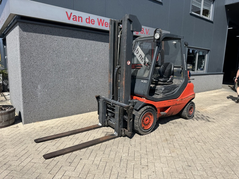 Linde H30T-03 - Υγραεριοκίνητο περονοφόρο: φωτογραφία 3 Linde H30T-03 - Υγραεριοκίνητο περονοφόρο: φωτογραφία 3