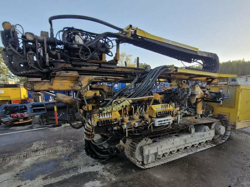 Klemm KR 805-2 - Γεωτρύπανο: φωτογραφία 1 Klemm KR 805-2 - Γεωτρύπανο: φωτογραφία 1