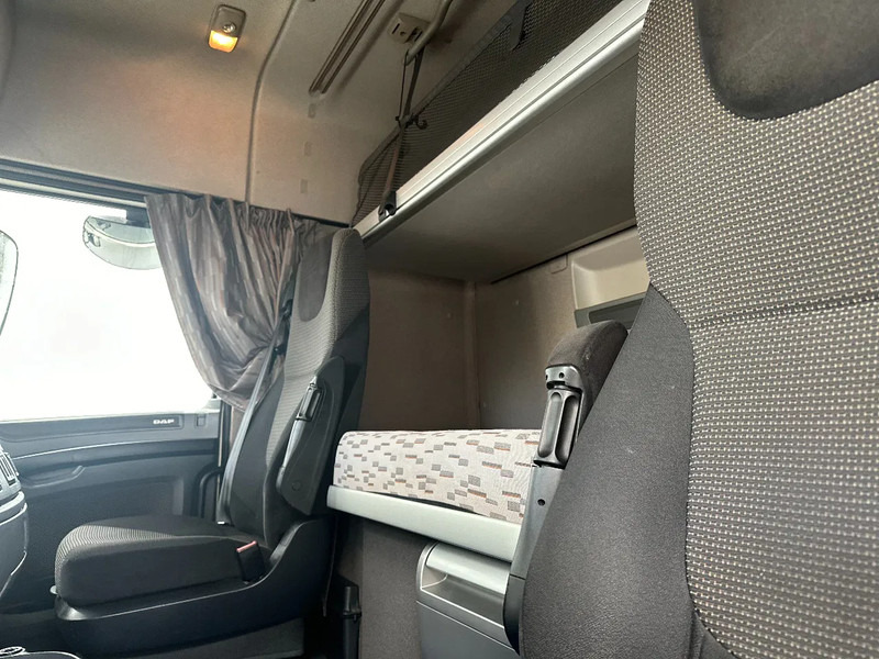 Τράκτορας DAF XF 460 SPACECAB /STANDAIRCO: φωτογραφία 13