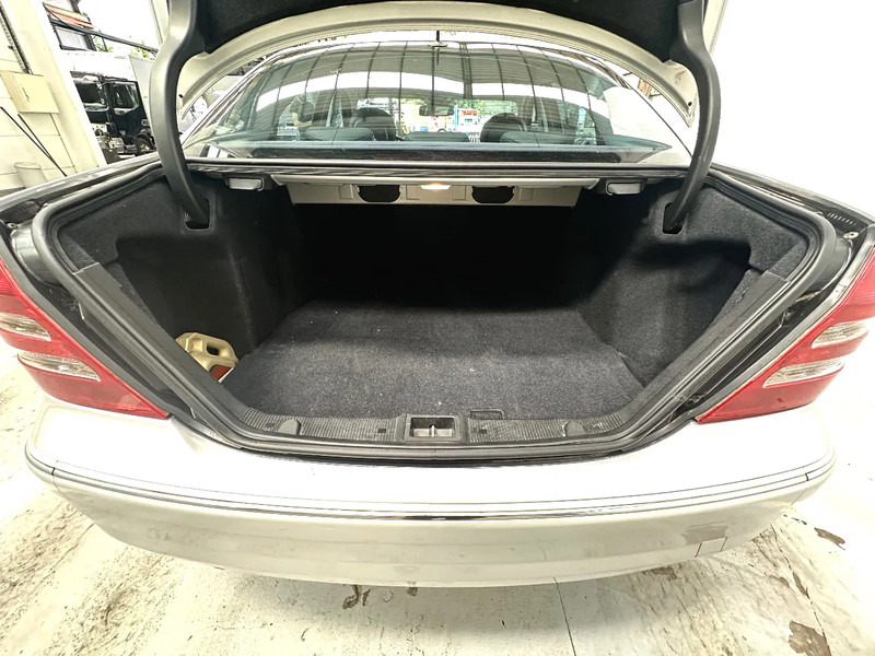 Mercedes-Benz C-Klasse C30 CDI / AMG /DIESEL TURBO 33795 km - Λιμουζίνα/ Sedan: φωτογραφία 5 Mercedes-Benz C-Klasse C30 CDI / AMG /DIESEL TURBO 33795 km - Λιμουζίνα/ Sedan: φωτογραφία 5