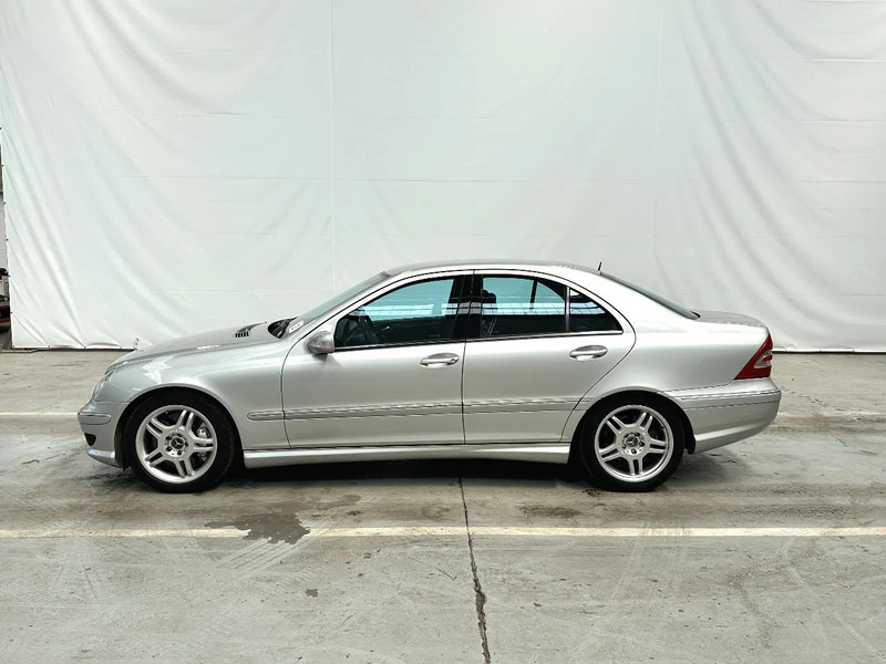 Mercedes-Benz C-Klasse C30 CDI / AMG /DIESEL TURBO 33795 km - Λιμουζίνα/ Sedan: φωτογραφία 2 Mercedes-Benz C-Klasse C30 CDI / AMG /DIESEL TURBO 33795 km - Λιμουζίνα/ Sedan: φωτογραφία 2
