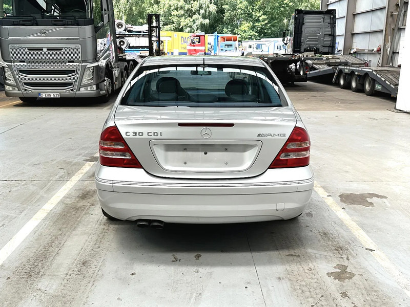 Mercedes-Benz C-Klasse C30 CDI / AMG /DIESEL TURBO 33795 km - Λιμουζίνα/ Sedan: φωτογραφία 4 Mercedes-Benz C-Klasse C30 CDI / AMG /DIESEL TURBO 33795 km - Λιμουζίνα/ Sedan: φωτογραφία 4