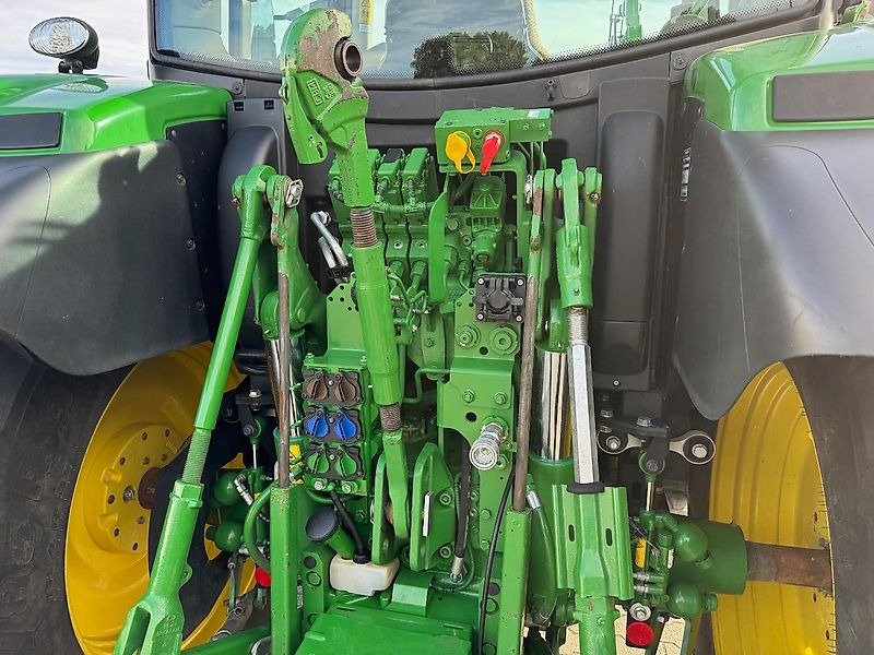John Deere 6R130 AP 50KM + VOORLADER 2023 895 UUR STEEKASSEN!!! - Τρακτέρ: φωτογραφία 4 John Deere 6R130 AP 50KM + VOORLADER 2023 895 UUR STEEKASSEN!!! - Τρακτέρ: φωτογραφία 4