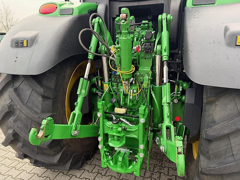 John Deere 6R230 AP 50KM COMMAND-PRO 2023 1820 UUR!!! - Τρακτέρ: φωτογραφία 4 John Deere 6R230 AP 50KM COMMAND-PRO 2023 1820 UUR!!! - Τρακτέρ: φωτογραφία 4