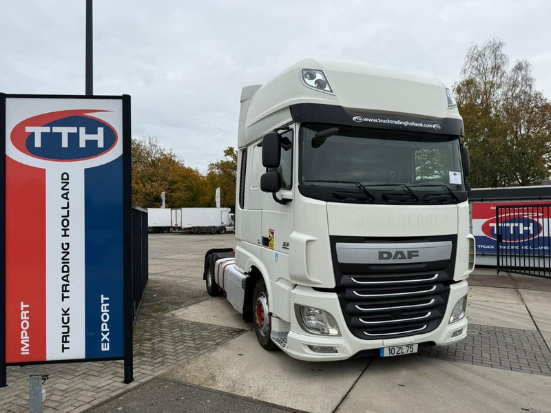 DAF XF460 SuperSpaceCab Intarder 2x fueltank - Τράκτορας: φωτογραφία 1 DAF XF460 SuperSpaceCab Intarder 2x fueltank - Τράκτορας: φωτογραφία 1