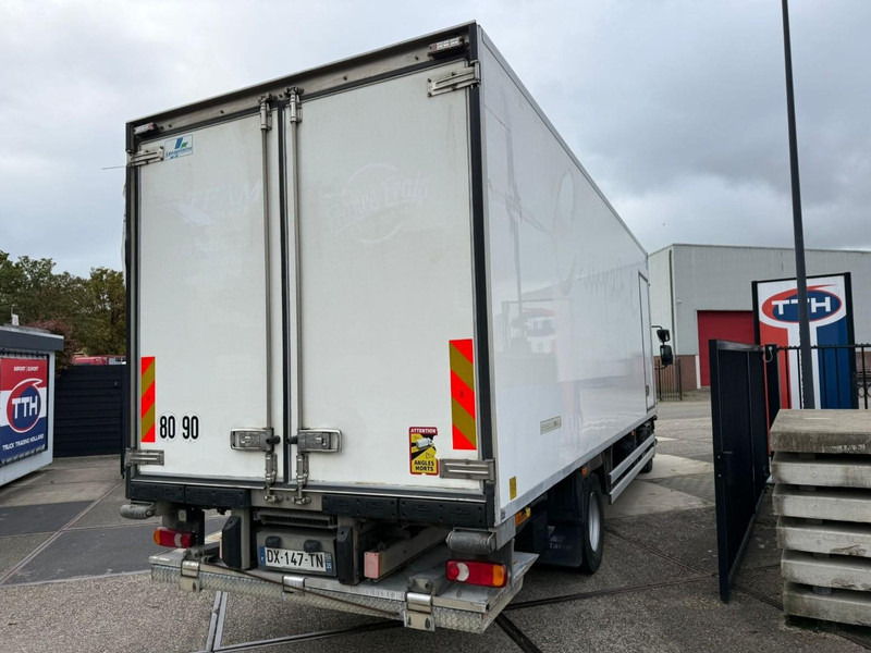 Renault D210.14 Frigobox Multitemp + Taillift CARRIER SUPRA 850 - Φορτηγό ψυγείο: φωτογραφία 4 Renault D210.14 Frigobox Multitemp + Taillift CARRIER SUPRA 850 - Φορτηγό ψυγείο: φωτογραφία 4