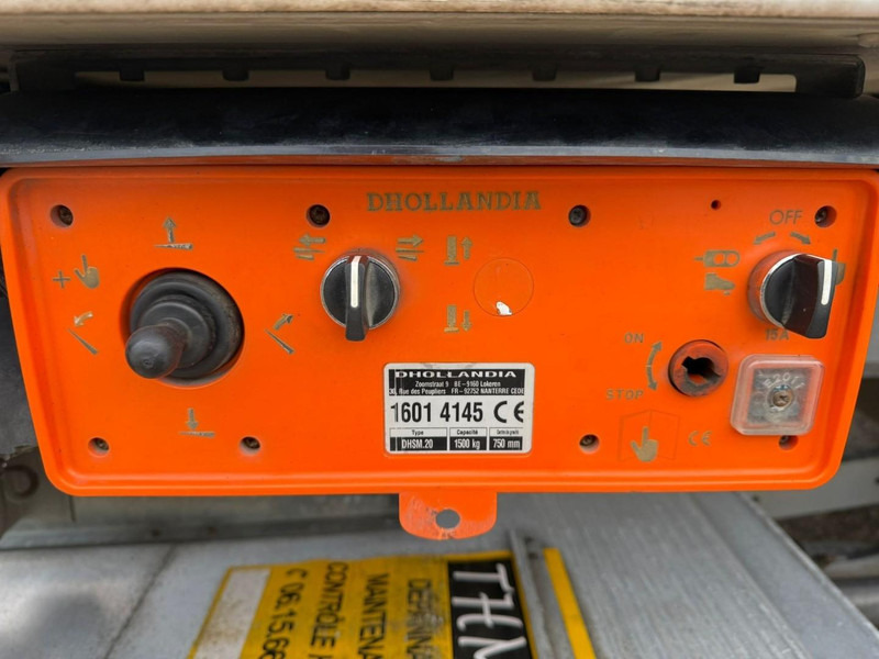 Φορτηγό ψυγείο Renault D210.14 Frigobox Multitemp + Taillift THERMO KING T800R: φωτογραφία 8