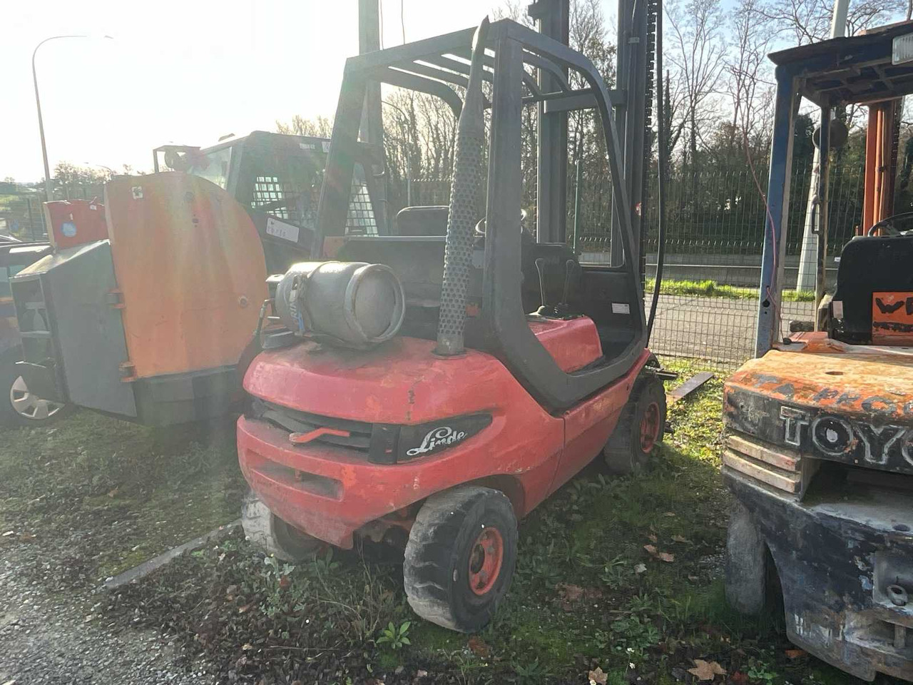 1991 LINDE H20T FORKLIFT - Περονοφόρο όχημα: φωτογραφία 5 1991 LINDE H20T FORKLIFT - Περονοφόρο όχημα: φωτογραφία 5