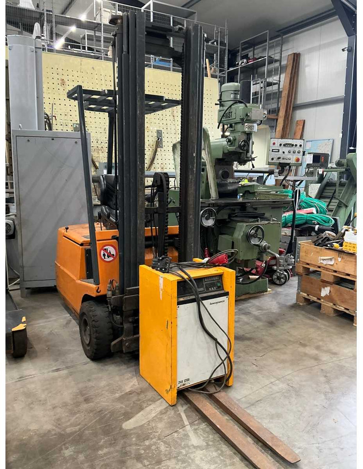 1992 STILL R50-15 FORKLIFT - Περονοφόρο όχημα: φωτογραφία 4 1992 STILL R50-15 FORKLIFT - Περονοφόρο όχημα: φωτογραφία 4