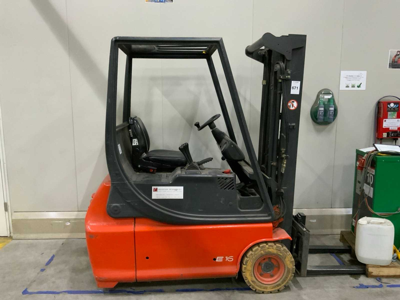 1997 LINDE E16 FORKLIFT - Περονοφόρο όχημα: φωτογραφία 2 1997 LINDE E16 FORKLIFT - Περονοφόρο όχημα: φωτογραφία 2