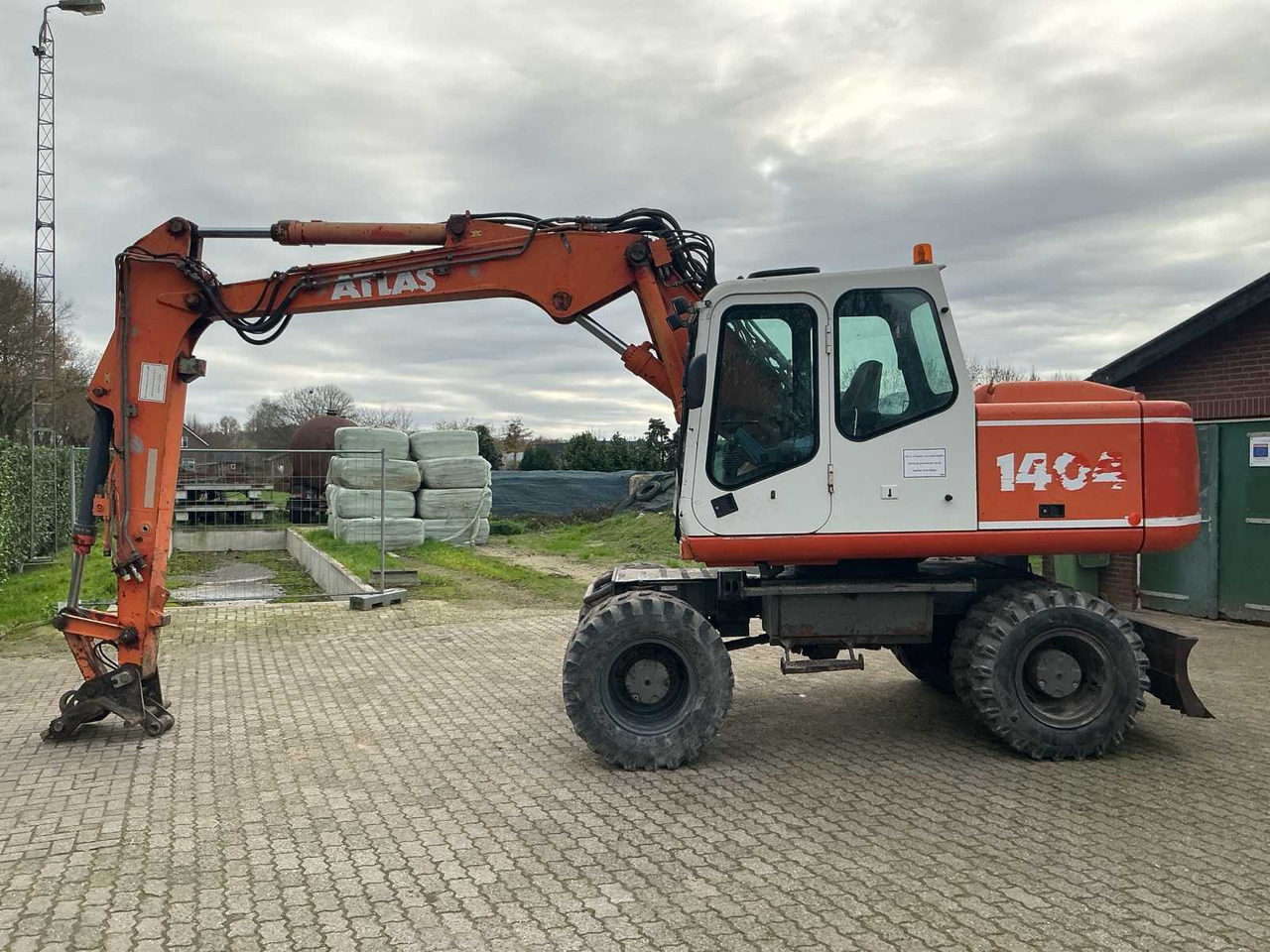 2000 ATLAS 1404 WHEELED EXCAVATOR - Τροχοφόρος εκσκαφέας: φωτογραφία 3 2000 ATLAS 1404 WHEELED EXCAVATOR - Τροχοφόρος εκσκαφέας: φωτογραφία 3