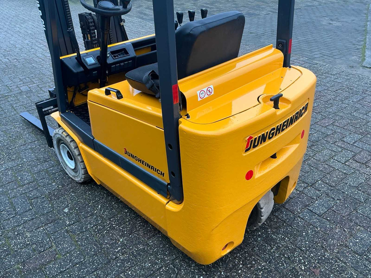 Περονοφόρο όχημα 2000 JUNGHEINRICH FORKLIFT: φωτογραφία 19 Περονοφόρο όχημα 2000 JUNGHEINRICH FORKLIFT: φωτογραφία 19