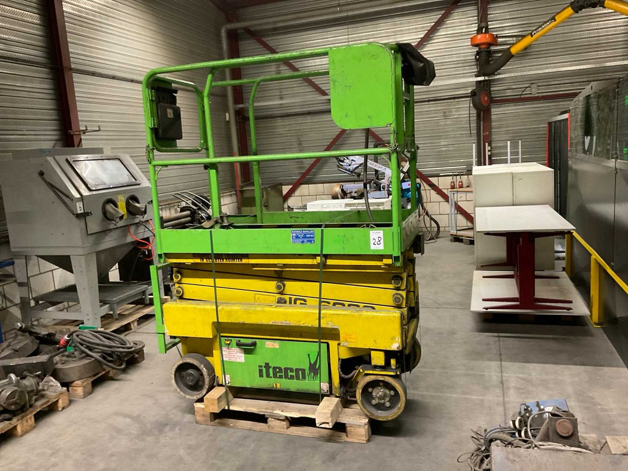 2001 ITECO G6080 SCISSOR LIFT - Πλατφόρμα εναέρια: φωτογραφία 3 2001 ITECO G6080 SCISSOR LIFT - Πλατφόρμα εναέρια: φωτογραφία 3