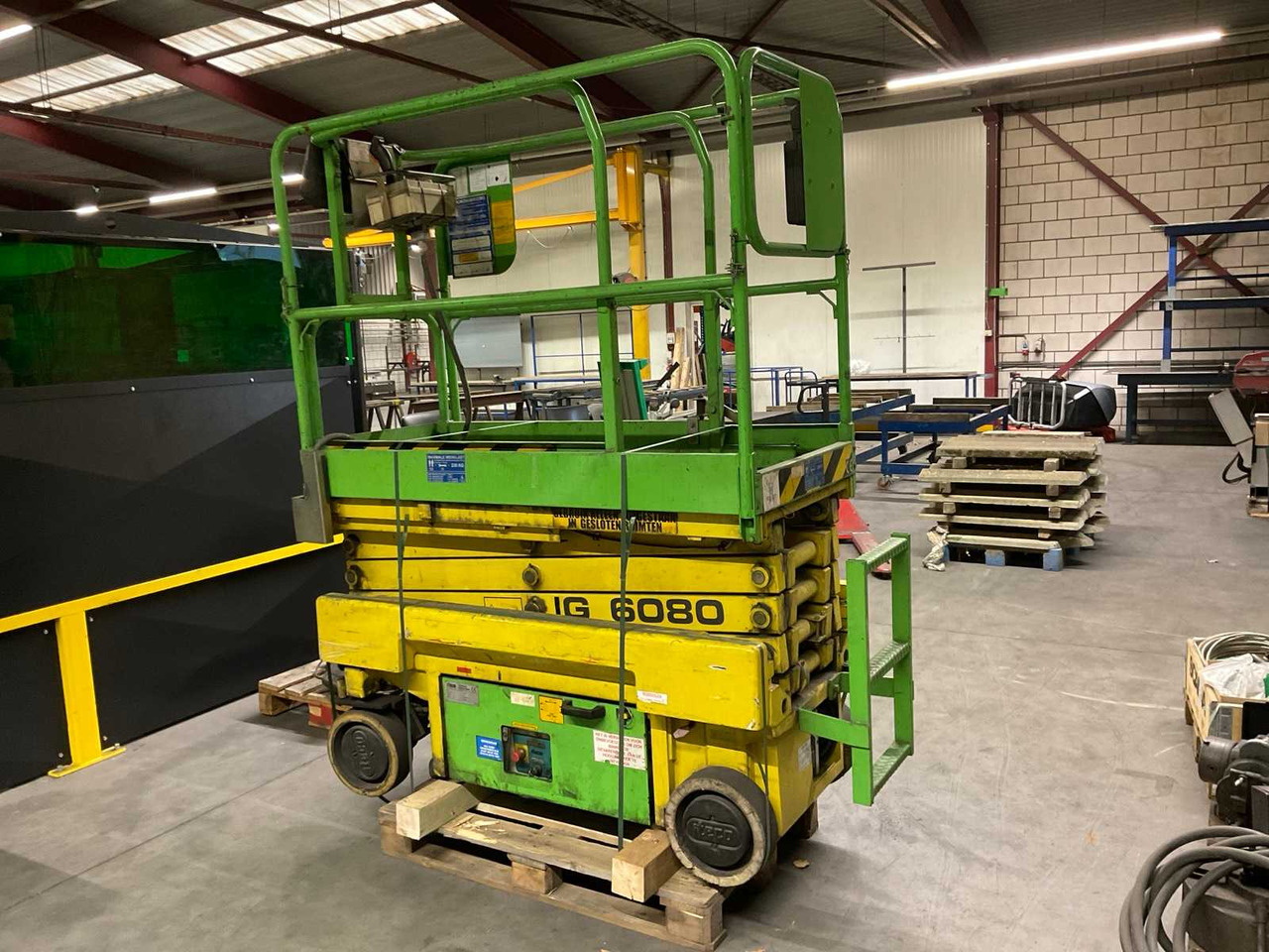 2001 ITECO G6080 SCISSOR LIFT - Πλατφόρμα εναέρια: φωτογραφία 1 2001 ITECO G6080 SCISSOR LIFT - Πλατφόρμα εναέρια: φωτογραφία 1