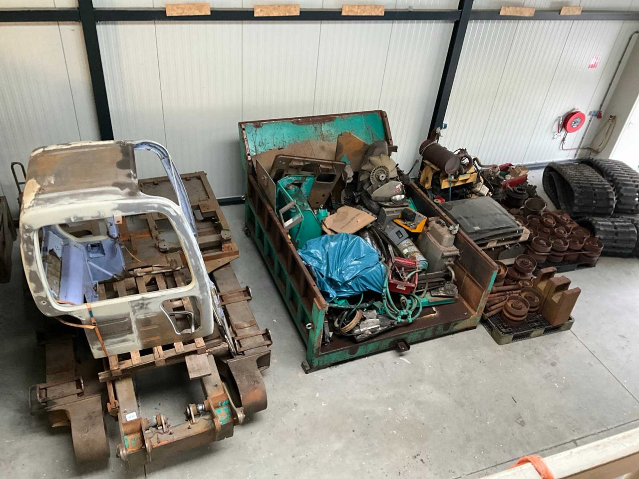 2001 KOMATSU CD 60-R ROTARY TRACK DUMPER - Μίνι ανατρεπόμενο: φωτογραφία 4 2001 KOMATSU CD 60-R ROTARY TRACK DUMPER - Μίνι ανατρεπόμενο: φωτογραφία 4