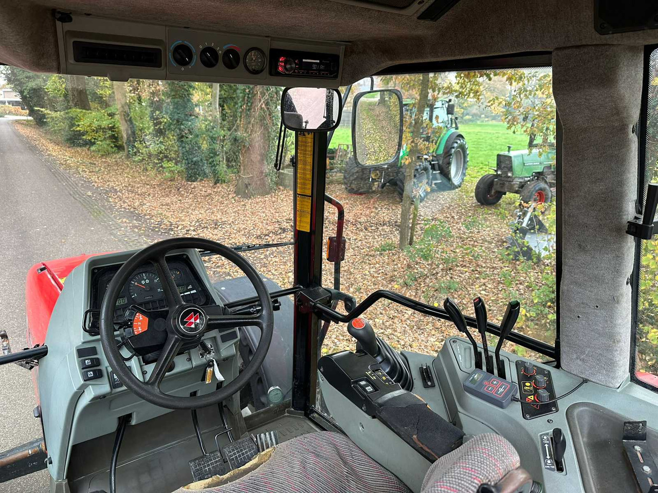 Τρακτέρ 2002 MASSEY FERGUSON 6255 FOUR WHEEL DRIVE FARM TRACTOR: φωτογραφία 7