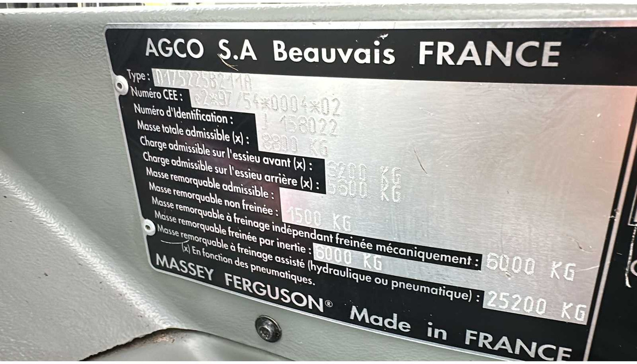 Τρακτέρ 2002 MASSEY FERGUSON 6255 FOUR WHEEL DRIVE FARM TRACTOR: φωτογραφία 10