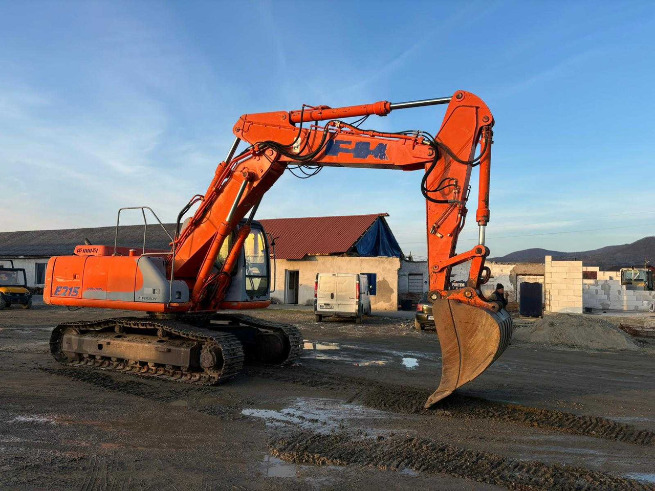 2003 FIAT KOBELCO E215 TRACKED EXCAVATOR - Εκσκαφέας: φωτογραφία 4 2003 FIAT KOBELCO E215 TRACKED EXCAVATOR - Εκσκαφέας: φωτογραφία 4