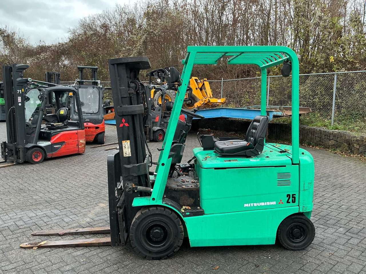2003 MITSUBISHI FB25K FORKLIFT - Περονοφόρο όχημα: φωτογραφία 2 2003 MITSUBISHI FB25K FORKLIFT - Περονοφόρο όχημα: φωτογραφία 2