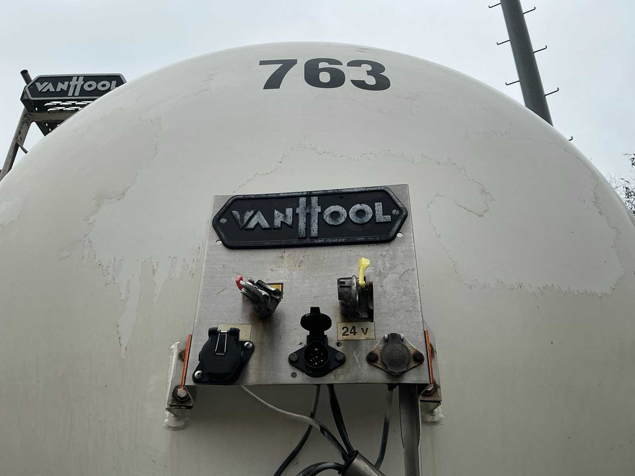 2003 VAN HOOL 3D0011 SILO SEMI-TRAILER (75175-23) - Επικαθήμενο: φωτογραφία 2 2003 VAN HOOL 3D0011 SILO SEMI-TRAILER (75175-23) - Επικαθήμενο: φωτογραφία 2