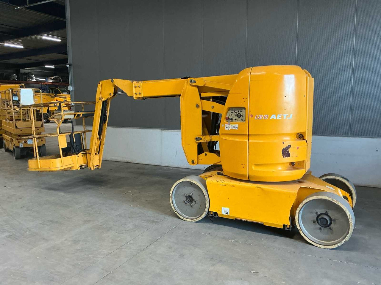 2005 MANITOU 120 AETJ AERIAL PLATFORM - Πλατφόρμα εναέρια: φωτογραφία 3 2005 MANITOU 120 AETJ AERIAL PLATFORM - Πλατφόρμα εναέρια: φωτογραφία 3