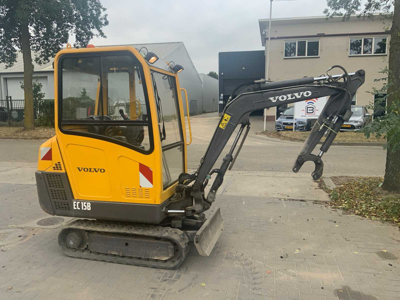 2005 VOLVO EC15B XR MINI EXCAVATOR WITH CW05 QUICK COUPLER AND 3 EXCAVATOR BUCKETS - Μίνι εκσκαφέας: φωτογραφία 5 2005 VOLVO EC15B XR MINI EXCAVATOR WITH CW05 QUICK COUPLER AND 3 EXCAVATOR BUCKETS - Μίνι εκσκαφέας: φωτογραφία 5
