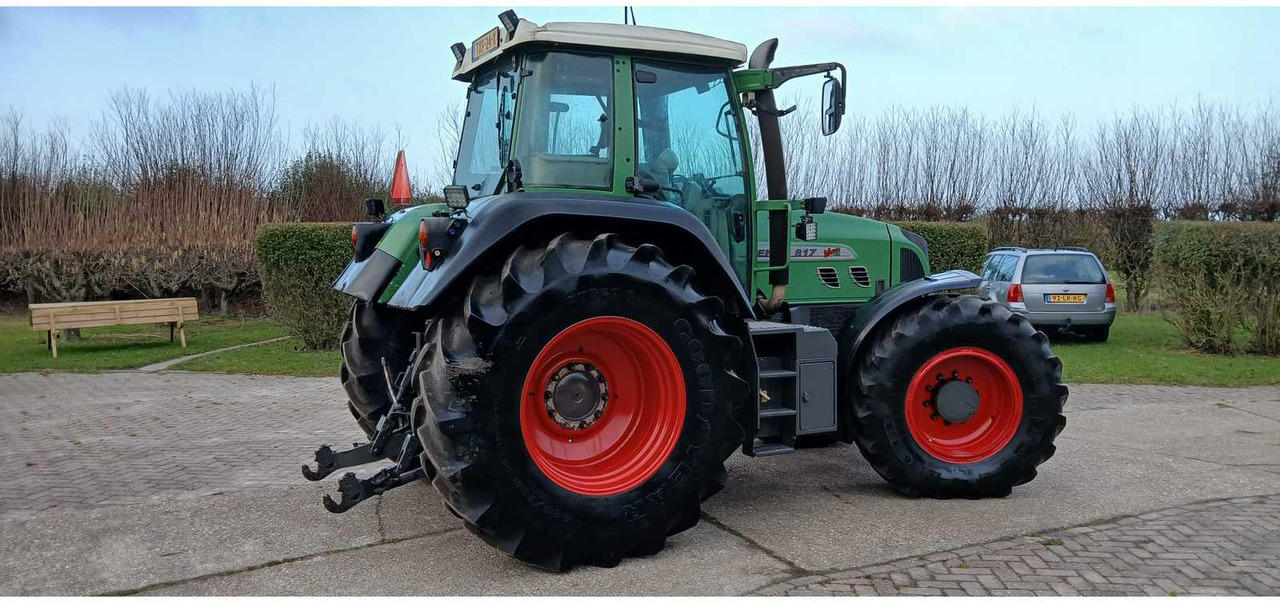 2006 FENDT 817 VARIO ALL-WHEEL DRIVE FARM TRACTOR - Τρακτέρ: φωτογραφία 5 2006 FENDT 817 VARIO ALL-WHEEL DRIVE FARM TRACTOR - Τρακτέρ: φωτογραφία 5