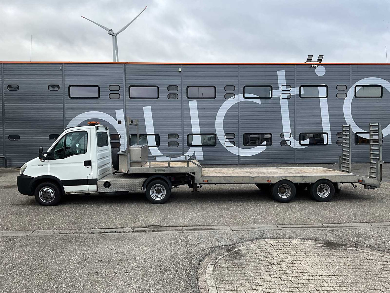 2006 IVECO DAILY 35C18 WITH VELDHUIZEN SEMI-TRAILER BE COMBINATION - Ελαφρύ επαγγελματικό: φωτογραφία 2 2006 IVECO DAILY 35C18 WITH VELDHUIZEN SEMI-TRAILER BE COMBINATION - Ελαφρύ επαγγελματικό: φωτογραφία 2