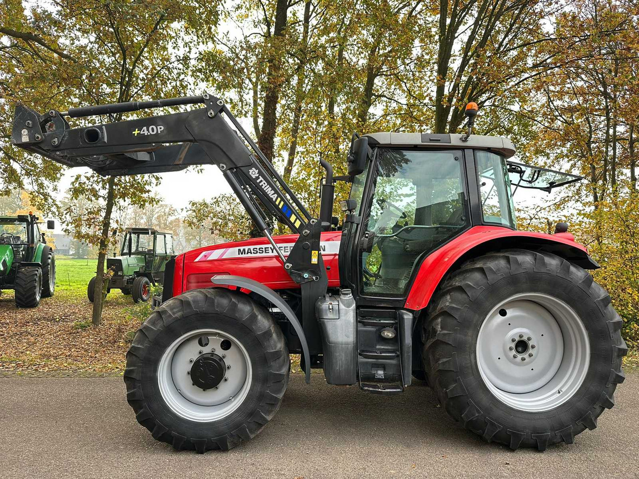 2006 MASSEY FERGUSON 6480 DYNA 6 FOUR WHEEL DRIVE FARM TRACTOR - Τρακτέρ: φωτογραφία 3 2006 MASSEY FERGUSON 6480 DYNA 6 FOUR WHEEL DRIVE FARM TRACTOR - Τρακτέρ: φωτογραφία 3