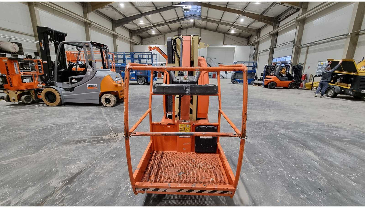 2011 JLG T10E AERIAL WORK PLATFORMS (EVM10011001) - Πλατφόρμα εναέρια: φωτογραφία 4 2011 JLG T10E AERIAL WORK PLATFORMS (EVM10011001) - Πλατφόρμα εναέρια: φωτογραφία 4