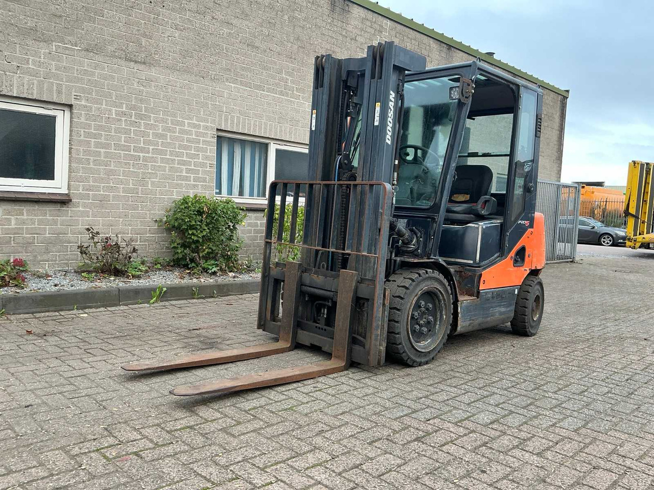 2013 DOOSAN D30S-5 FORKLIFT - Περονοφόρο όχημα: φωτογραφία 1 2013 DOOSAN D30S-5 FORKLIFT - Περονοφόρο όχημα: φωτογραφία 1