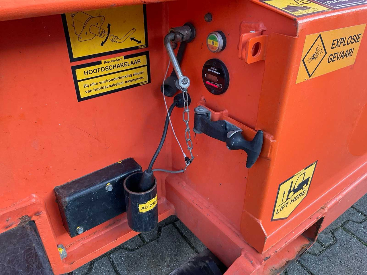 Πλατφόρμα εναέρια 2013 HOLLAND LIFT HL-11816 AERIAL PLATFORM: φωτογραφία 11