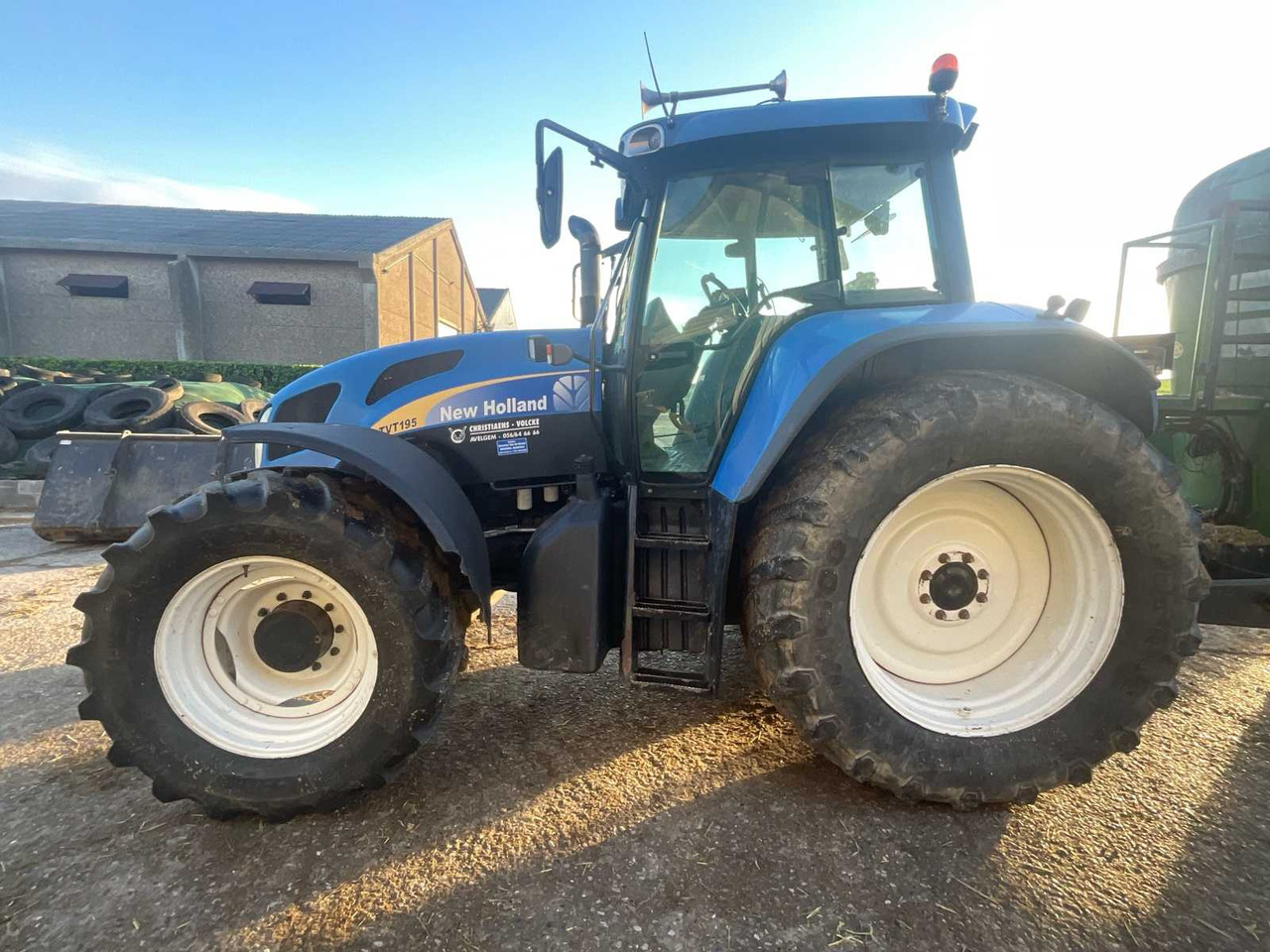 2014 NEW HOLLAND TVT195 4WD AGRICULTURAL TRACTOR 4WD - Τρακτέρ: φωτογραφία 2 2014 NEW HOLLAND TVT195 4WD AGRICULTURAL TRACTOR 4WD - Τρακτέρ: φωτογραφία 2