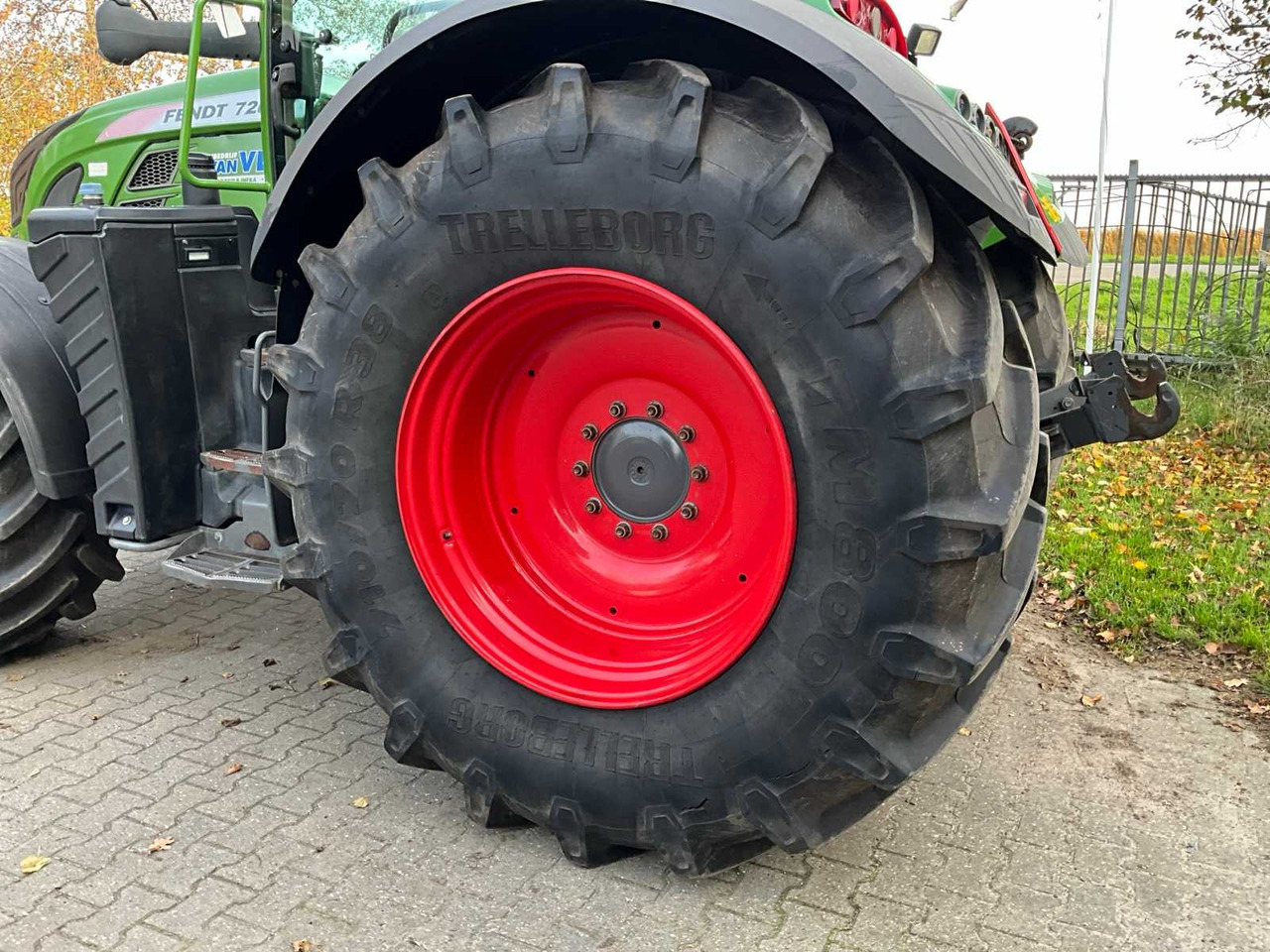 2017 FENDT 720 VARIO ALL-WHEEL DRIVE AGRICULTURAL TRACTOR - Τρακτέρ: φωτογραφία 5 2017 FENDT 720 VARIO ALL-WHEEL DRIVE AGRICULTURAL TRACTOR - Τρακτέρ: φωτογραφία 5