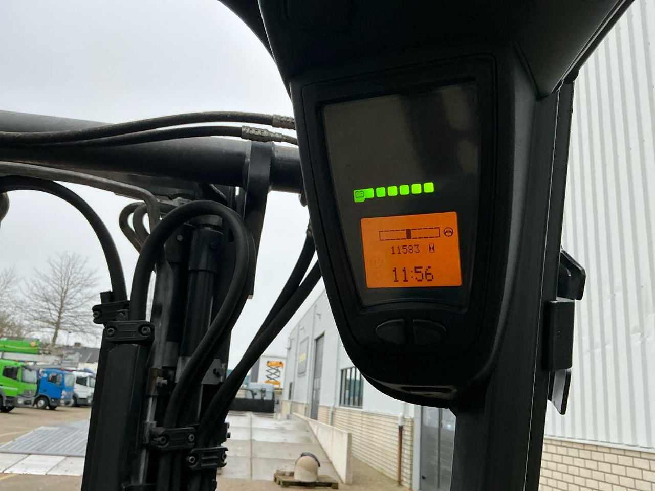 Περονοφόρο όχημα 2017 LINDE E25L-01 FORKLIFT TRUCK: φωτογραφία 16 Περονοφόρο όχημα 2017 LINDE E25L-01 FORKLIFT TRUCK: φωτογραφία 16