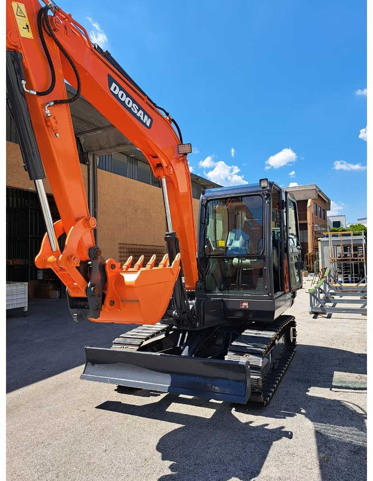 2018 DOOSAN DX55-9C MINI EXCAVATOR - Εκσκαφέας: φωτογραφία 2 2018 DOOSAN DX55-9C MINI EXCAVATOR - Εκσκαφέας: φωτογραφία 2
