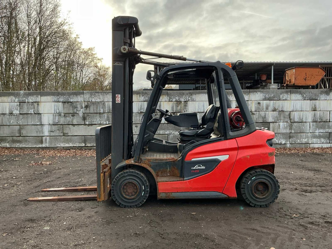 2020 LINDE H25T-01 FORKLIFT - Περονοφόρο όχημα: φωτογραφία 2 2020 LINDE H25T-01 FORKLIFT - Περονοφόρο όχημα: φωτογραφία 2