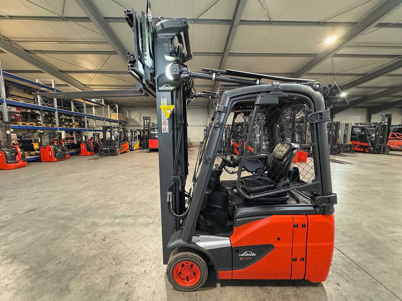 2020 SERVICE + UVV 09/2026 LINDE E14-02 EVO 1.400KG 3.+4. - Περονοφόρο όχημα: φωτογραφία 3 2020 SERVICE + UVV 09/2026 LINDE E14-02 EVO 1.400KG 3.+4. - Περονοφόρο όχημα: φωτογραφία 3