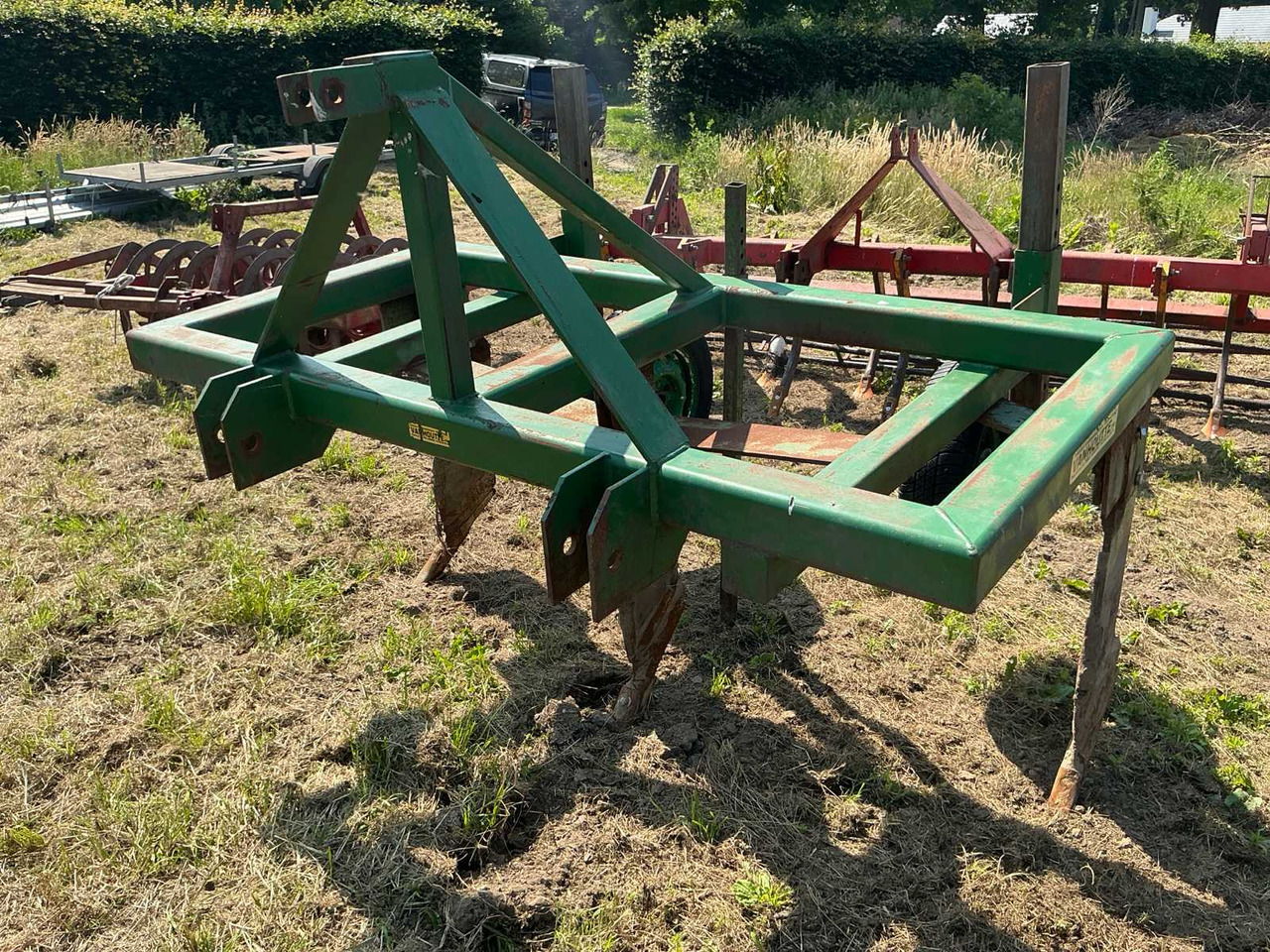 3-tooth subsoiler - Ρίπερ: φωτογραφία 5 3-tooth subsoiler - Ρίπερ: φωτογραφία 5