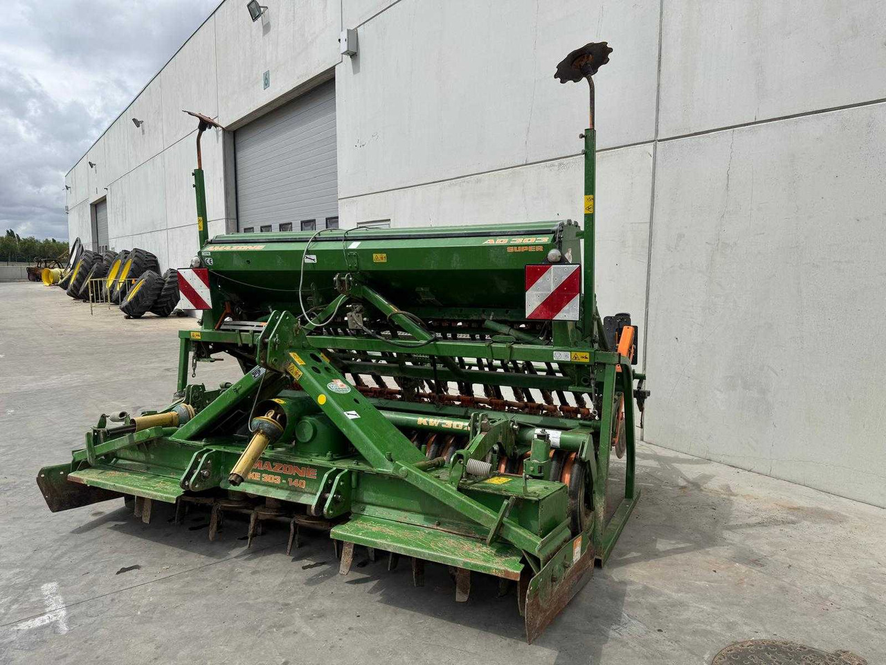 Amazone KE303-AD303 - Σπαρτική μηχανή ακριβείας: φωτογραφία 1 Amazone KE303-AD303 - Σπαρτική μηχανή ακριβείας: φωτογραφία 1