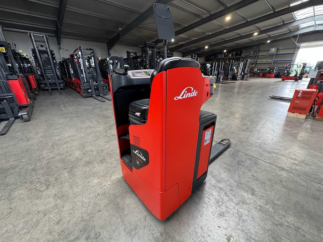 BATTERY 46/2023 BJ.2020 SERVICE + UVV 08/2026 LINDE T20R PALLET TRUCK STACKER ANT 4,715 HOURS - Περονοφόρο όχημα: φωτογραφία 3 BATTERY 46/2023 BJ.2020 SERVICE + UVV 08/2026 LINDE T20R PALLET TRUCK STACKER ANT 4,715 HOURS - Περονοφόρο όχημα: φωτογραφία 3