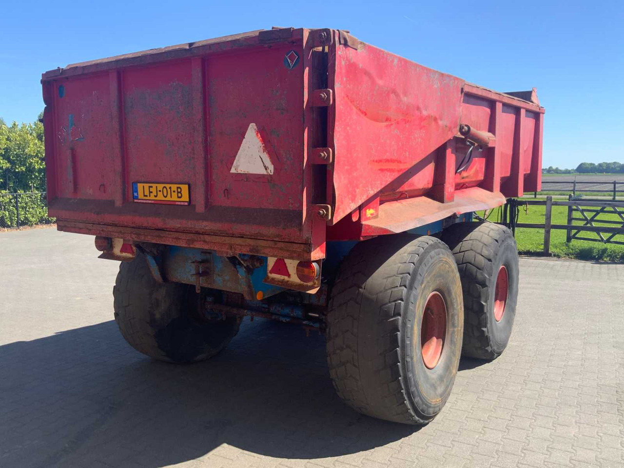 Beco Gigant 240 - Ανατρεπόμενη ρυμούλκα για τρακτέρ: φωτογραφία 3 Beco Gigant 240 - Ανατρεπόμενη ρυμούλκα για τρακτέρ: φωτογραφία 3